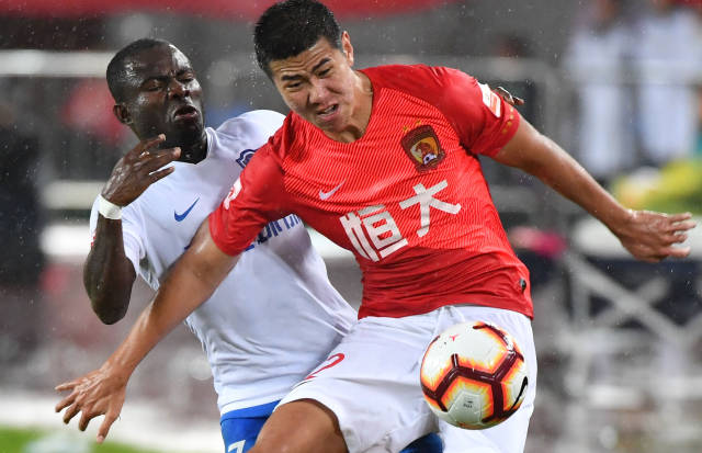 NBA｜湖人克服双星缺阵劣势 里夫斯狂砍45分封神