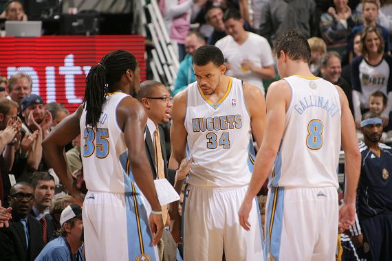 库普梅纳斯：击败国米后我们士气高涨，客战埃因霍温全力争胜